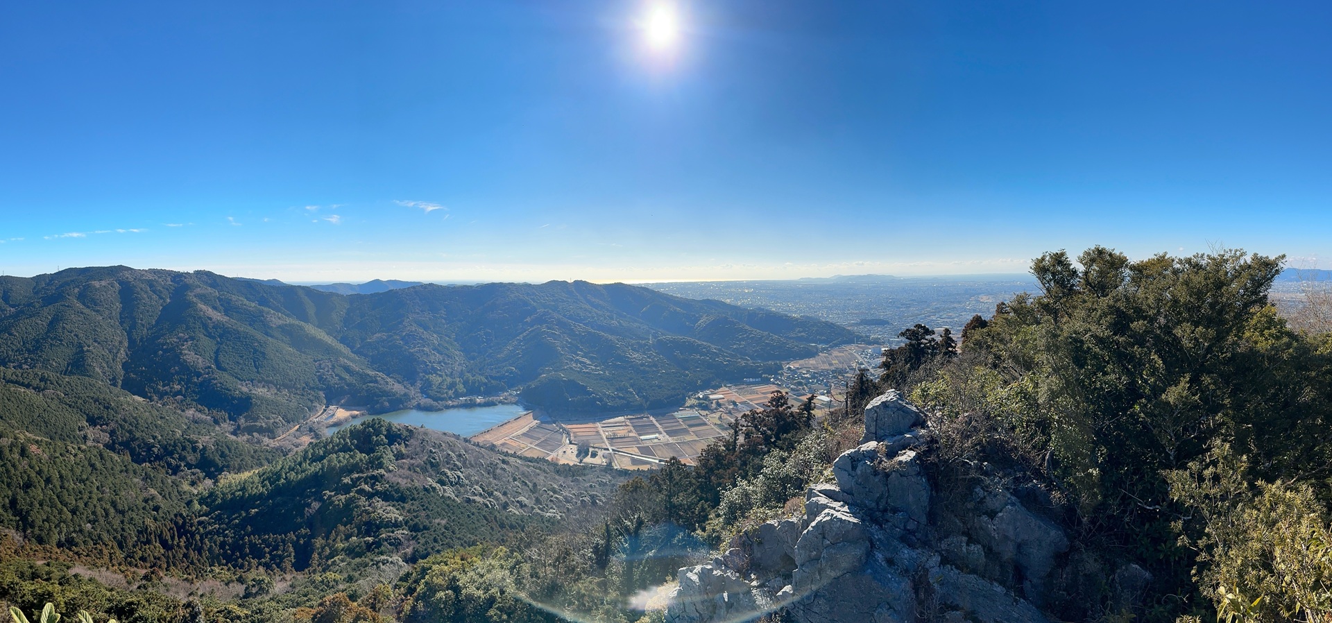 石巻山より