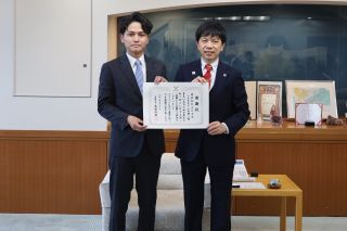 株式会社山口土木から寄附をいただきました