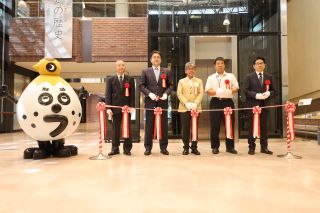 企画展「うずら-吉兆を叫ぶ鳥-」の開場式が行われました