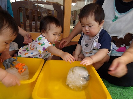 氷あそび