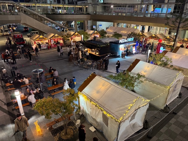 クリスマスマーケットの様子