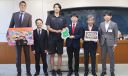 三遠ネオフェニックスが市長を訪問しました