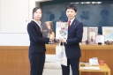 表敬訪問のようす