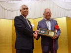 豊橋市出身の小柴昌俊さん（東京大学名誉教授）がノーベル物理学賞受賞の写真
