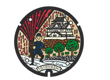 手筒花火と吉田城のマンホール