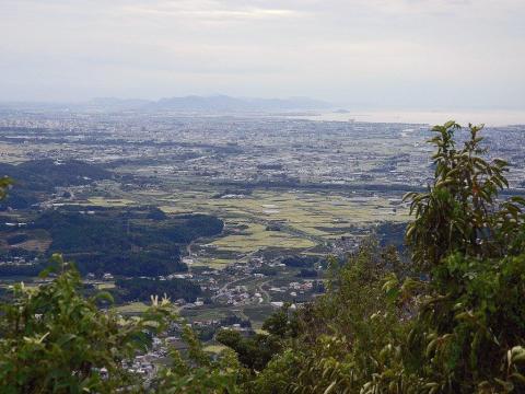 山頂から豊橋方面を望む写真