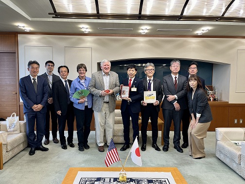 市長表敬の写真