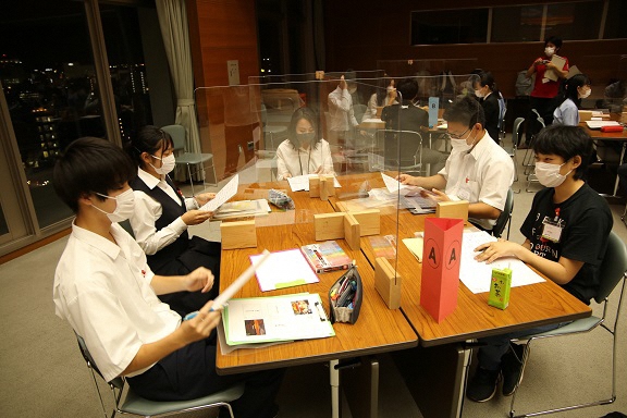 豊橋わかば議会会議の様子