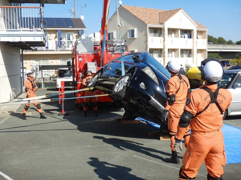 交通事故救助訓練を実施しました 車両構造の理解と安全 迅速な救助のために 豊橋市 交通事故救助訓練を実施しました 車両構造の理解と安全 迅速な救助のために 豊橋市