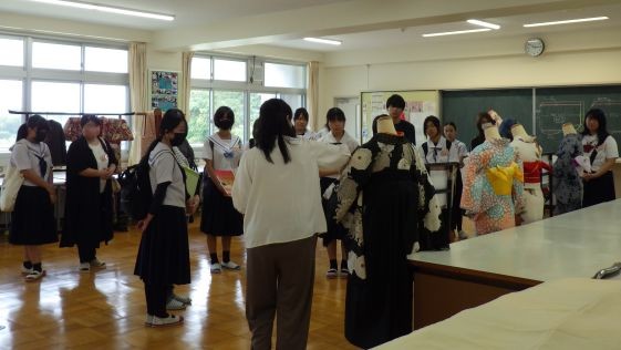 和裁作品見学